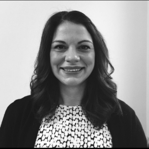 Meet your Posher, Cynthia - Picture 1 of 1